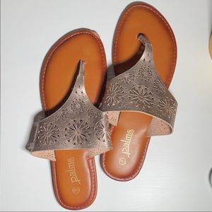 Palms rose gold size 11 sandles